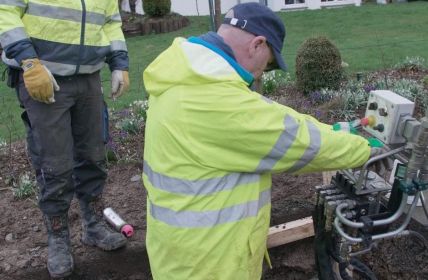 Effiziente und kostengünstige Hausanschlüsse dank grabenloser (Foto: TRACTO-TECHNIK GmbH & Co. KG)